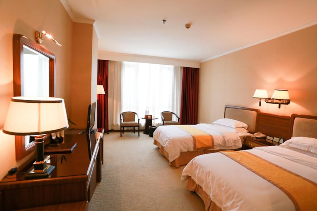 Habour Plaza Hotel Chaozhou Oda fotoğraf